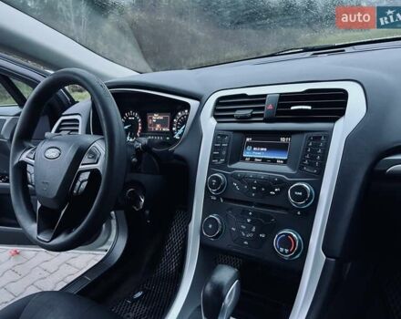 Серый Форд Фьюжн, объемом двигателя 1.5 л и пробегом 108 тыс. км за 7999 $, фото 22 на Automoto.ua