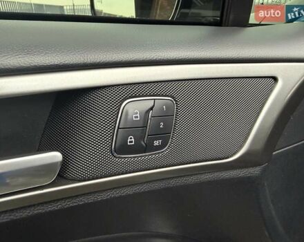 Сірий Форд Фьюжен, об'ємом двигуна 2 л та пробігом 174 тис. км за 14500 $, фото 50 на Automoto.ua