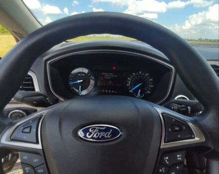 Форд Фьюжн 2016 в Ивано-Франковске на Automoto.ua Серый Форд Фьюжн, объемом двигателя 2.49 л и пробегом 167 тыс. км за 12000 $, фото 8 на Automoto.ua