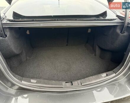 Сірий Форд Фьюжен, об'ємом двигуна 2 л та пробігом 174 тис. км за 14500 $, фото 25 на Automoto.ua