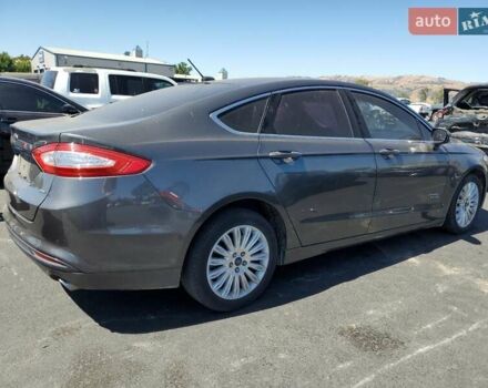 Серый Форд Фьюжн, объемом двигателя 2 л и пробегом 91 тыс. км за 2400 $, фото 2 на Automoto.ua