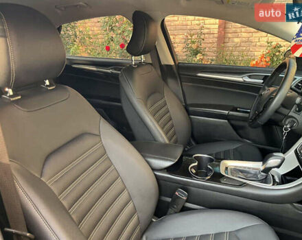 Серый Форд Фьюжн, объемом двигателя 2.5 л и пробегом 210 тыс. км за 11000 $, фото 23 на Automoto.ua