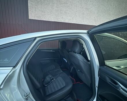 Серый Форд Фьюжн, объемом двигателя 2.5 л и пробегом 245 тыс. км за 8499 $, фото 4 на Automoto.ua