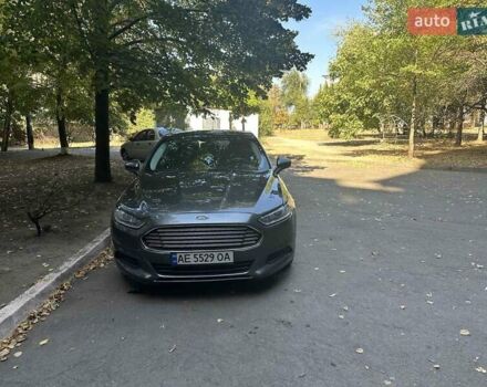 Сірий Форд Фьюжен, об'ємом двигуна 2.5 л та пробігом 250 тис. км за 10000 $, фото 4 на Automoto.ua