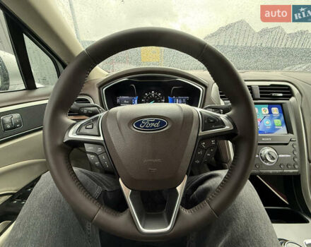 Серый Форд Фьюжн, объемом двигателя 2 л и пробегом 92 тыс. км за 17200 $, фото 11 на Automoto.ua