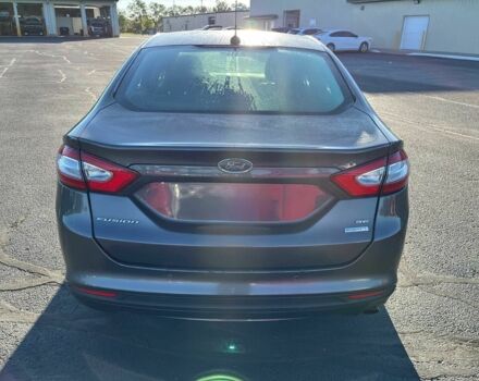 Сірий Форд Фьюжен, об'ємом двигуна 1.5 л та пробігом 76 тис. км за 2900 $, фото 4 на Automoto.ua