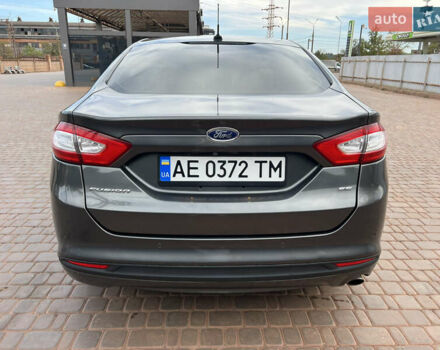 Форд Фьюжен 2016 у Кривому Розі на Automoto.ua Сірий Форд Фьюжен, об'ємом двигуна 2.5 л та пробігом 186 тис. км за 10800 $, фото 3 на Automoto.ua