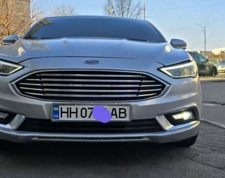 Серый Форд Фьюжн, объемом двигателя 2 л и пробегом 280 тыс. км за 13200 $, фото 6 на Automoto.ua