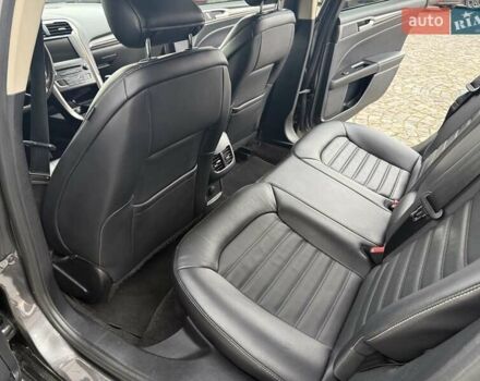 Сірий Форд Фьюжен, об'ємом двигуна 2 л та пробігом 174 тис. км за 14500 $, фото 36 на Automoto.ua