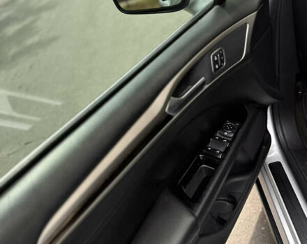 Серый Форд Фьюжн, объемом двигателя 2 л и пробегом 162 тыс. км за 11000 $, фото 17 на Automoto.ua