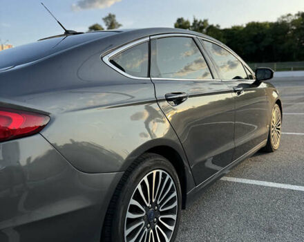 Сірий Форд Фьюжен, об'ємом двигуна 2 л та пробігом 148 тис. км за 11000 $, фото 4 на Automoto.ua