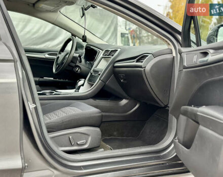 Сірий Форд Фьюжен, об'ємом двигуна 2.49 л та пробігом 125 тис. км за 10800 $, фото 17 на Automoto.ua