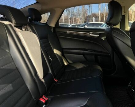 Сірий Форд Фьюжен, об'ємом двигуна 2 л та пробігом 200 тис. км за 10900 $, фото 20 на Automoto.ua