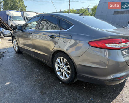 Серый Форд Фьюжн, объемом двигателя 2.49 л и пробегом 187 тыс. км за 12500 $, фото 4 на Automoto.ua