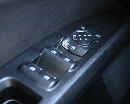 Серый Форд Фьюжн, объемом двигателя 2.5 л и пробегом 168 тыс. км за 10700 $, фото 21 на Automoto.ua