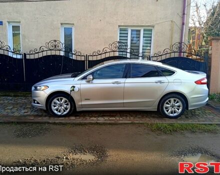 Серый Форд Фьюжн, объемом двигателя 2 л и пробегом 229 тыс. км за 13750 $, фото 4 на Automoto.ua