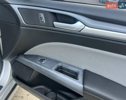 Сірий Форд Фьюжен, об'ємом двигуна 2.49 л та пробігом 142 тис. км за 9400 $, фото 35 на Automoto.ua