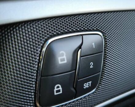 Сірий Форд Фьюжен, об'ємом двигуна 2 л та пробігом 185 тис. км за 12999 $, фото 13 на Automoto.ua