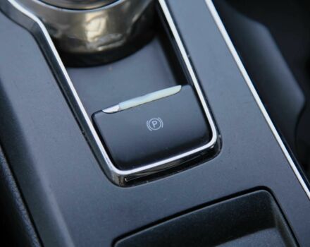 Серый Форд Фьюжн, объемом двигателя 2.5 л и пробегом 168 тыс. км за 10700 $, фото 16 на Automoto.ua