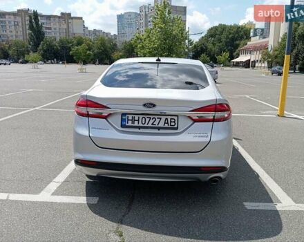 Сірий Форд Фьюжен, об'ємом двигуна 2 л та пробігом 270 тис. км за 12700 $, фото 4 на Automoto.ua