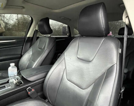 Сірий Форд Фьюжен, об'ємом двигуна 2 л та пробігом 190 тис. км за 12999 $, фото 8 на Automoto.ua