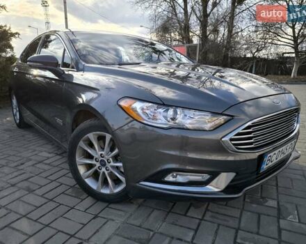 Сірий Форд Фьюжен, об'ємом двигуна 2 л та пробігом 185 тис. км за 12999 $, фото 1 на Automoto.ua