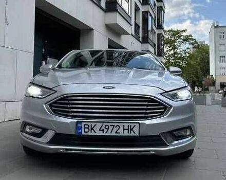 Форд Фьюжн 2016 в Луцке на Automoto.ua Серый Форд Фьюжн, объемом двигателя 2 л и пробегом 175 тыс. км за 7500 $, фото 2 на Automoto.ua