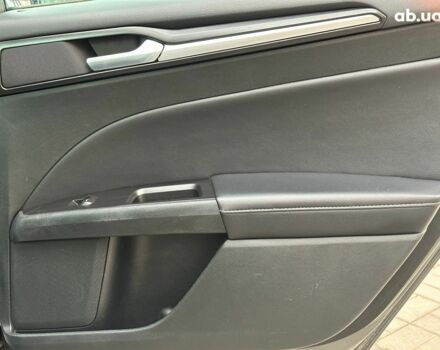 Серый Форд Фьюжн, объемом двигателя 2 л и пробегом 148 тыс. км за 16990 $, фото 25 на Automoto.ua
