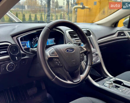 Сірий Форд Фьюжен, об'ємом двигуна 2 л та пробігом 75 тис. км за 12600 $, фото 15 на Automoto.ua