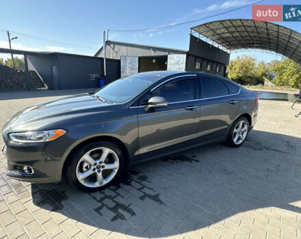 Серый Форд Фьюжн, объемом двигателя 2.5 л и пробегом 210 тыс. км за 11000 $, фото 14 на Automoto.ua