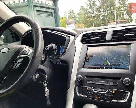 Сірий Форд Фьюжен, об'ємом двигуна 2.5 л та пробігом 128 тис. км за 9500 $, фото 9 на Automoto.ua