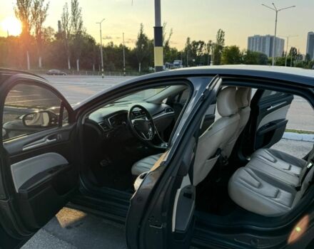 Сірий Форд Фьюжен, об'ємом двигуна 2 л та пробігом 152 тис. км за 10800 $, фото 16 на Automoto.ua