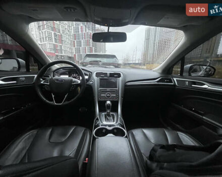 Серый Форд Фьюжн, объемом двигателя 2 л и пробегом 149 тыс. км за 11000 $, фото 6 на Automoto.ua