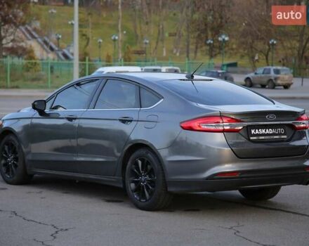 Серый Форд Фьюжн, объемом двигателя 2.49 л и пробегом 168 тыс. км за 10700 $, фото 3 на Automoto.ua