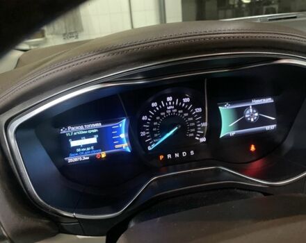 Серый Форд Фьюжн, объемом двигателя 2 л и пробегом 250 тыс. км за 11500 $, фото 4 на Automoto.ua