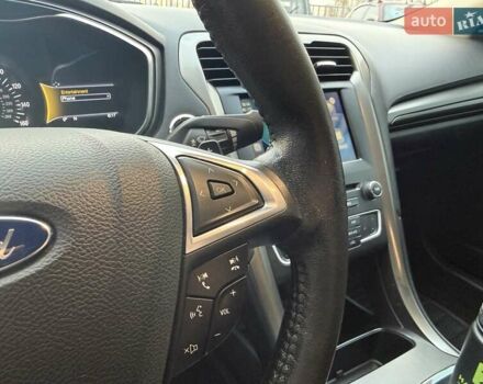 Сірий Форд Фьюжен, об'ємом двигуна 2 л та пробігом 174 тис. км за 14500 $, фото 77 на Automoto.ua