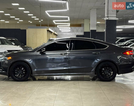 Серый Форд Фьюжн, объемом двигателя 2 л и пробегом 141 тыс. км за 13499 $, фото 9 на Automoto.ua