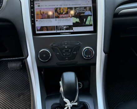 Форд Фьюжн 2016 в Николаеве на Automoto.ua Серый Форд Фьюжн, объемом двигателя 2.5 л и пробегом 163 тыс. км за 12700 $, фото 7 на Automoto.ua