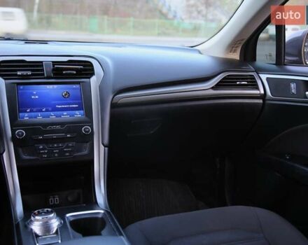 Серый Форд Фьюжн, объемом двигателя 2.49 л и пробегом 168 тыс. км за 10700 $, фото 11 на Automoto.ua