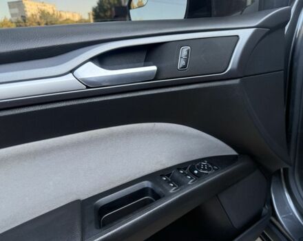 Сірий Форд Фьюжен, об'ємом двигуна 2.5 л та пробігом 233 тис. км за 10300 $, фото 16 на Automoto.ua