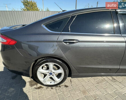 Серый Форд Фьюжн, объемом двигателя 2.5 л и пробегом 210 тыс. км за 11000 $, фото 6 на Automoto.ua