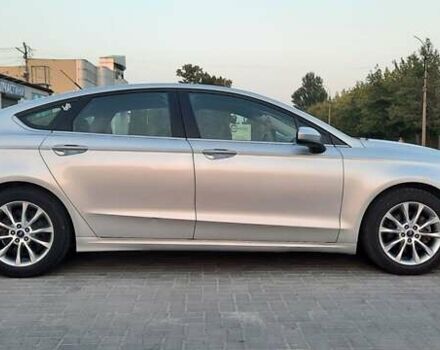 Серый Форд Фьюжн, объемом двигателя 2.5 л и пробегом 134 тыс. км за 15700 $, фото 4 на Automoto.ua