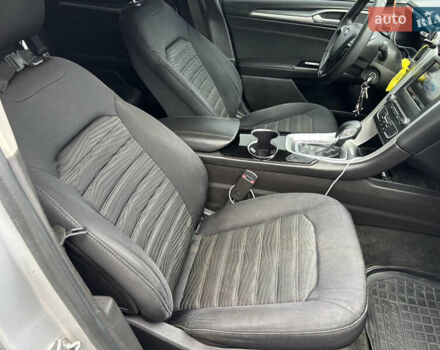 Серый Форд Фьюжн, объемом двигателя 2.49 л и пробегом 210 тыс. км за 10700 $, фото 8 на Automoto.ua