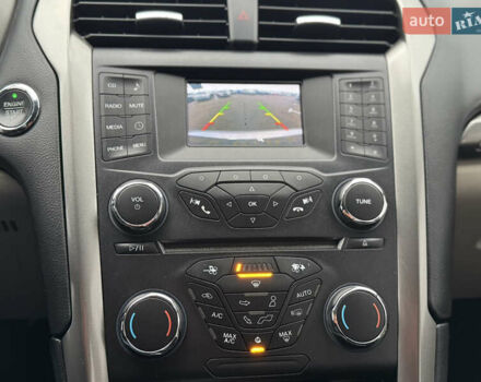 Серый Форд Фьюжн, объемом двигателя 2 л и пробегом 159 тыс. км за 14600 $, фото 25 на Automoto.ua