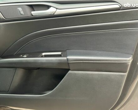 Серый Форд Фьюжн, объемом двигателя 2 л и пробегом 148 тыс. км за 16990 $, фото 31 на Automoto.ua