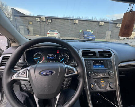 Сірий Форд Фьюжен, об'ємом двигуна 2 л та пробігом 200 тис. км за 10300 $, фото 10 на Automoto.ua