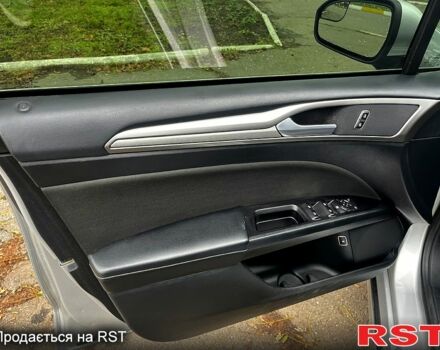 Серый Форд Фьюжн, объемом двигателя 2 л и пробегом 184 тыс. км за 12300 $, фото 7 на Automoto.ua