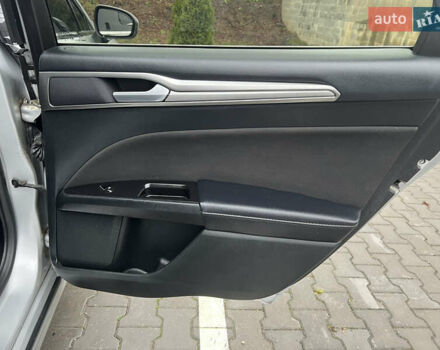 Сірий Форд Фьюжен, об'ємом двигуна 2.5 л та пробігом 243 тис. км за 9200 $, фото 16 на Automoto.ua