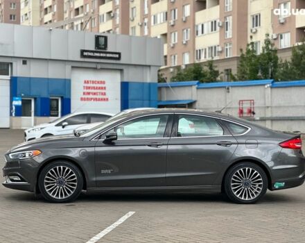Серый Форд Фьюжн, объемом двигателя 2 л и пробегом 148 тыс. км за 16990 $, фото 7 на Automoto.ua