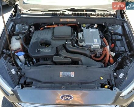 Серый Форд Фьюжн, объемом двигателя 2 л и пробегом 91 тыс. км за 2400 $, фото 10 на Automoto.ua